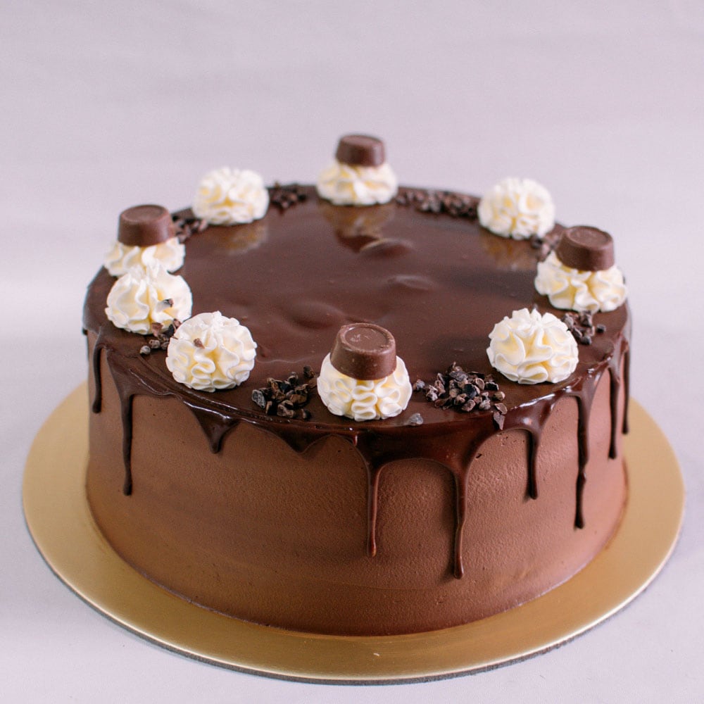 Delicious Chocolate Truffle Cake