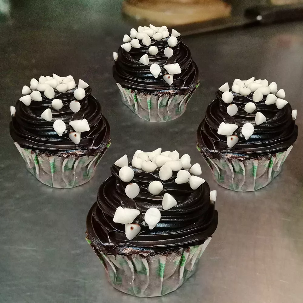 Chocolate Cupcake - Image 3